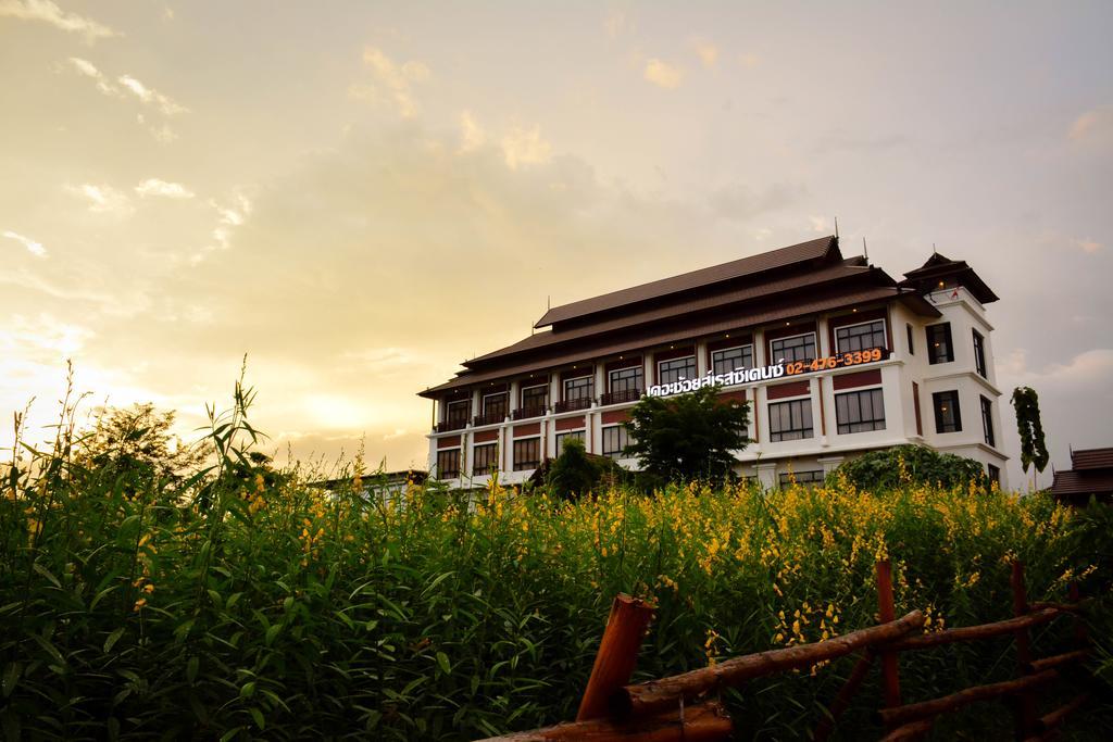 The Choice Hotel - Adults Only Bangkok Ngoại thất bức ảnh